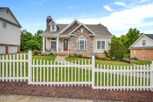 2117 Saint Erics Court, Kingsport, TN, 37660 | Card Image
