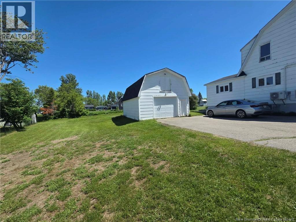 Residential Income in Bathurst 4