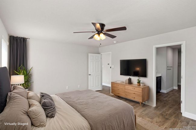 14415 Rockhouse Rd, House other with 3 bedrooms, 3 bathrooms and null parking in Elmendorf TX | Image 15