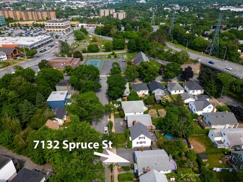 7132 Spruce St, Halifax, NS, B3L2M5 | Card Image