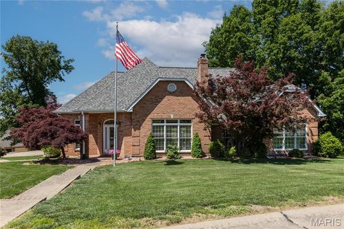 2586 Saint Andrews Dr, Jackson, MO, 63755 | Card Image