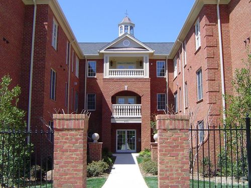 413 W Barbee Chapel Rd, Chapel Hill, NC, 27517-7714 | Card Image