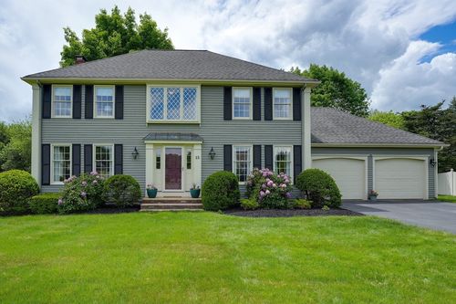 15 Lanthorn Rd, Northborough, MA, 01532-2450 | Card Image