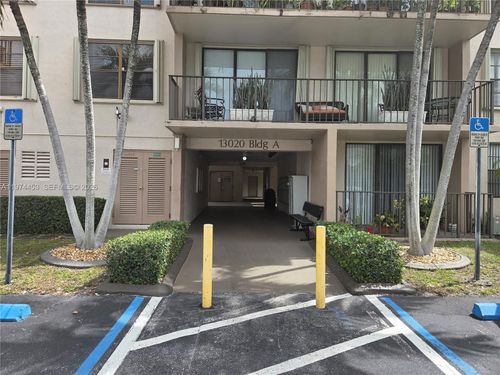 apt-a106-13020 Sw 92nd Ave, Miami, FL, 33176-5774 | Card Image
