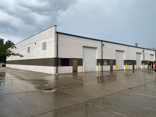 33113 Louise Avenue, Clinton Charter Township, MI, 48035 | Card Image