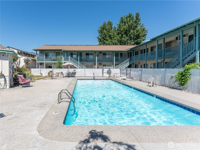APT-21 - 10 S Cove Ave, Condo with 2 bedrooms, 1 bathrooms and 2 parking in Wenatchee WA | Image 33