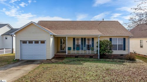 42 Stevenson Rd, Taylors, SC, 29687-3162 | Card Image