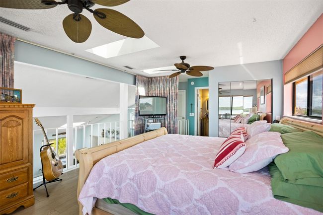 MASTER BEDROOM | Image 29