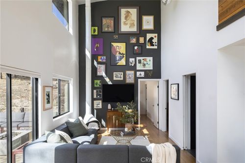 32945 Juniper Ln, Green Valley Lake, CA, 92341 | Card Image