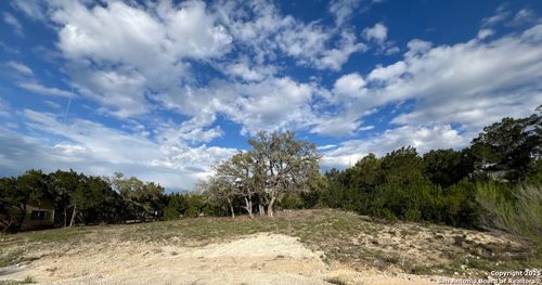 198 Sitting Bull Trl, Canyon Lake, TX, 78133-9804 | Card Image