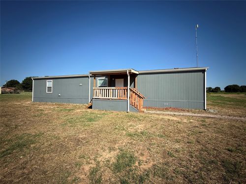1020 Redbird Ln, Bowie, TX, 76230-2078 | Card Image