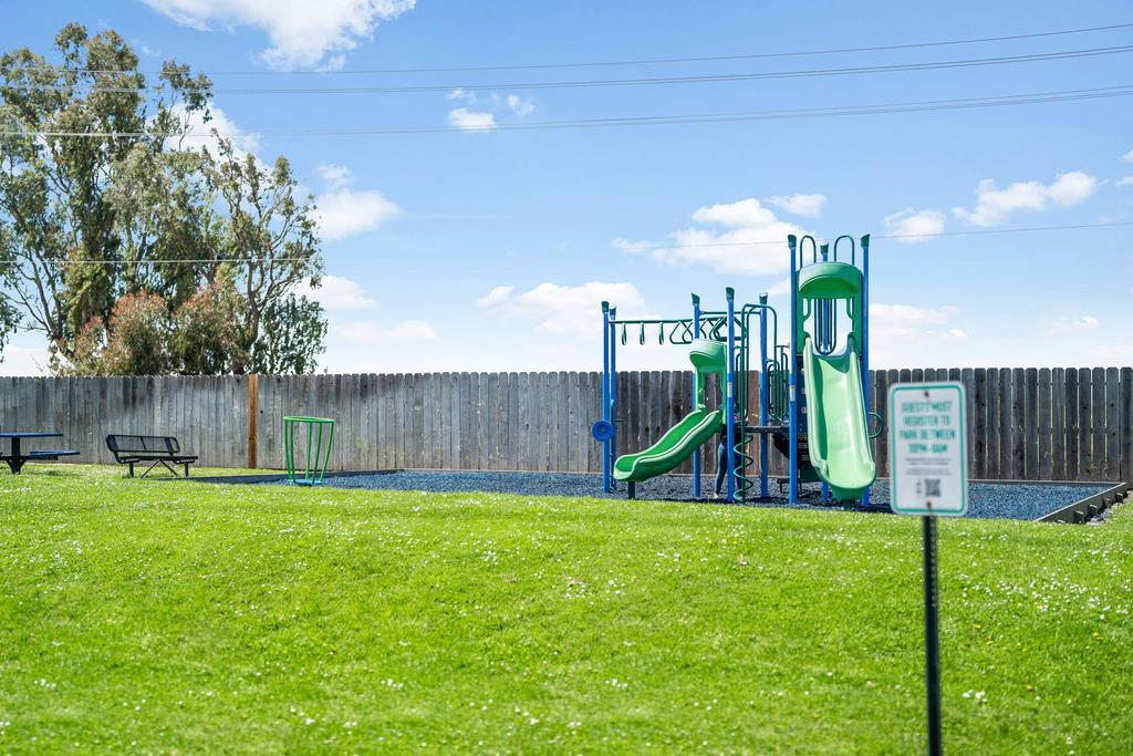 Manufactured In Park in Castroville 4