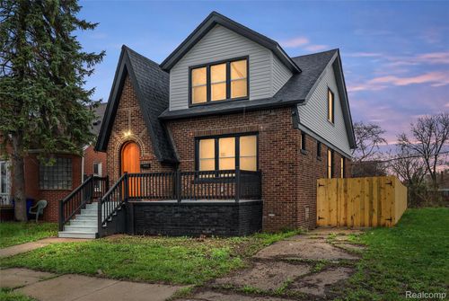 5292 Drexel St, Detroit, MI, 48213-3748 | Card Image