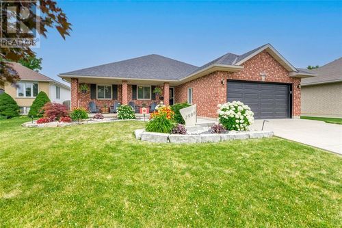 2988 Morningside Drive, Sarnia, ON, N0N1C0 | Card Image