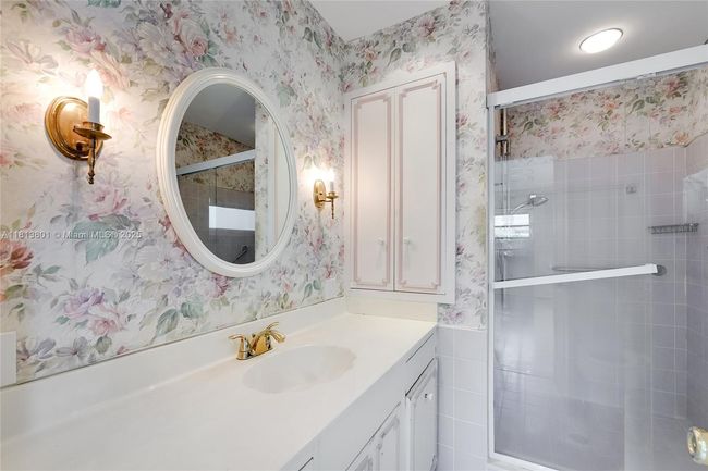 12305 Sw 73 Rd Ave, House other with 4 bedrooms, 3 bathrooms and null parking in Pinecrest FL | Image 9