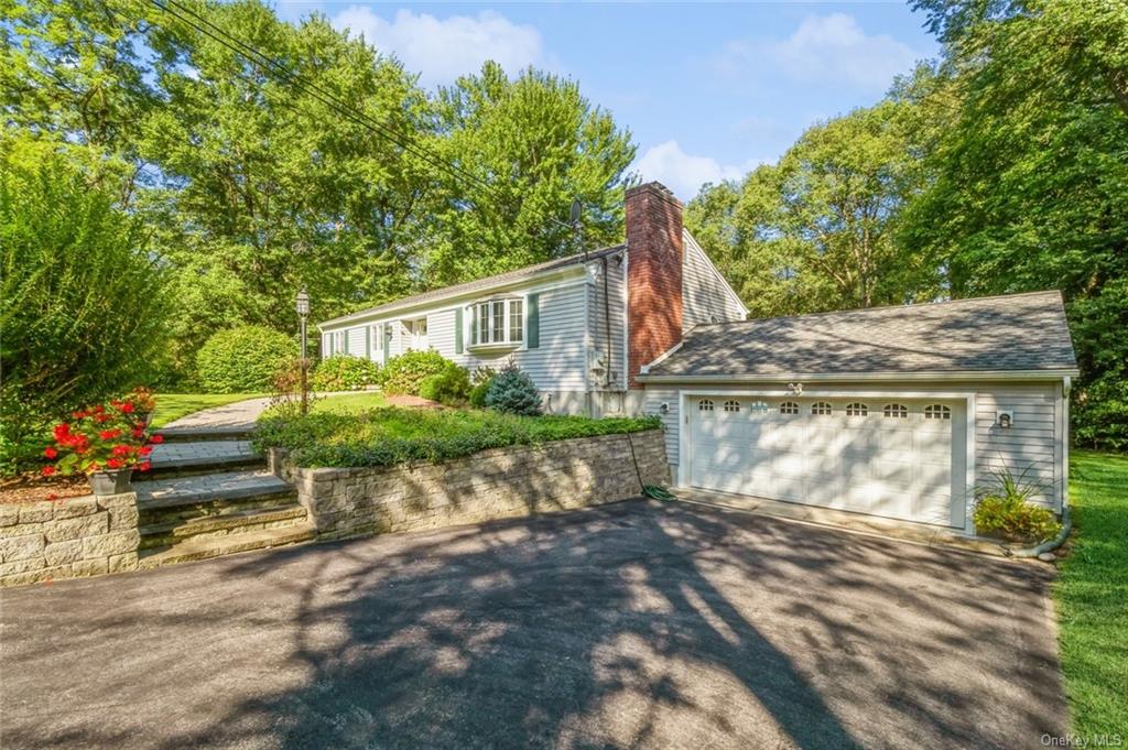 Sleight Plass Rd, Poughkeepsie, NY 12603