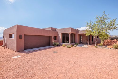 993 N Chusi Way, Ivins, UT, 84738-6721 | Card Image