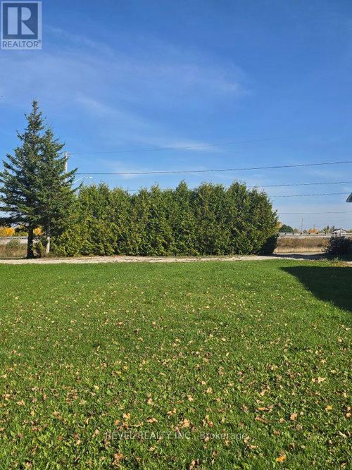 16 Laferriere St, Fauquier, ON, P0L1G0 | Card Image