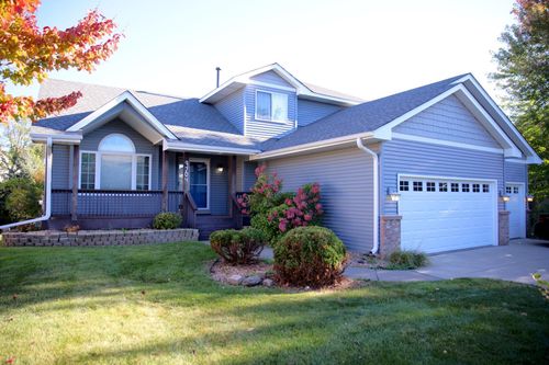 9704 Greenspruce Ave N, Brooklyn Park, MN, 55443-1516 | Card Image