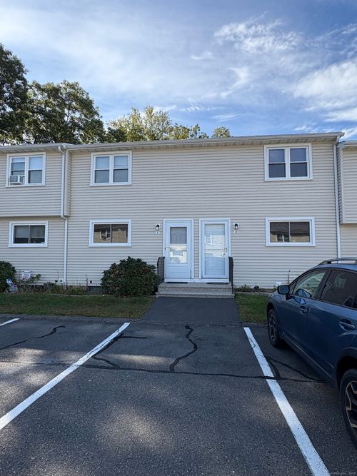 apt-4c-1081 New Haven Rd, Naugatuck, CT, 06770-4773 | Card Image