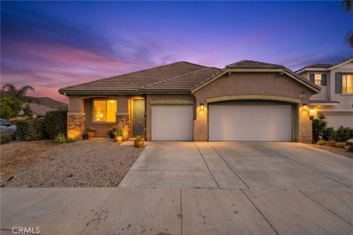 29144 Celestial Dr, Menifee, CA, 92584-7305 | Card Image