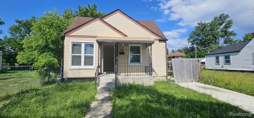8095 Roselawn St, Detroit, MI, 48204-3208 | Card Image