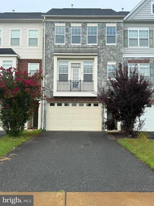 327 Woodstream Blvd, STAFFORD, VA, 22556-4641 | Card Image