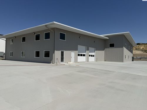 1610 Dale Ave, Benton City, WA, 99320-8908 | Card Image
