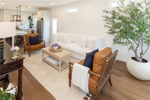 1612 Ohio Ave, Virginia Beach, VA, 23454-4625 | Card Image