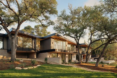 7001 Oak Shores Drive, Austin, TX, 78730 | Card Image