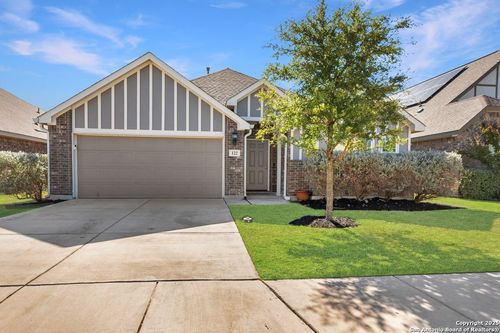 122 Dovetail St, Boerne, TX, 78006-2753 | Card Image