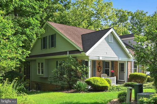 81 Timber Villa, ELIZABETHTOWN, PA, 17022-9436 | Card Image
