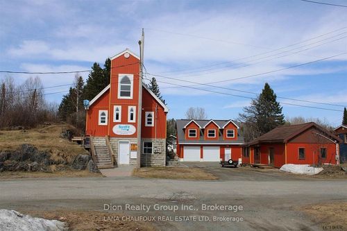 38 4th Ave, Larder Lake, ON, P0K1L0 | Card Image