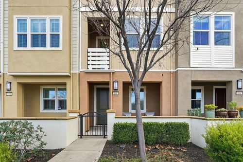 168 E Main Ave, Morgan Hill, CA, 95037-8027 | Card Image