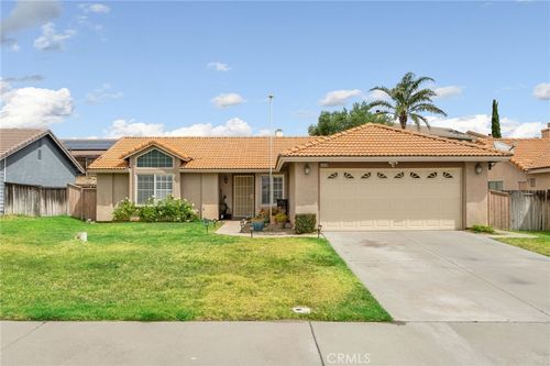 2330 W Sunrise Dr, Rialto, CA, 92377 | Card Image