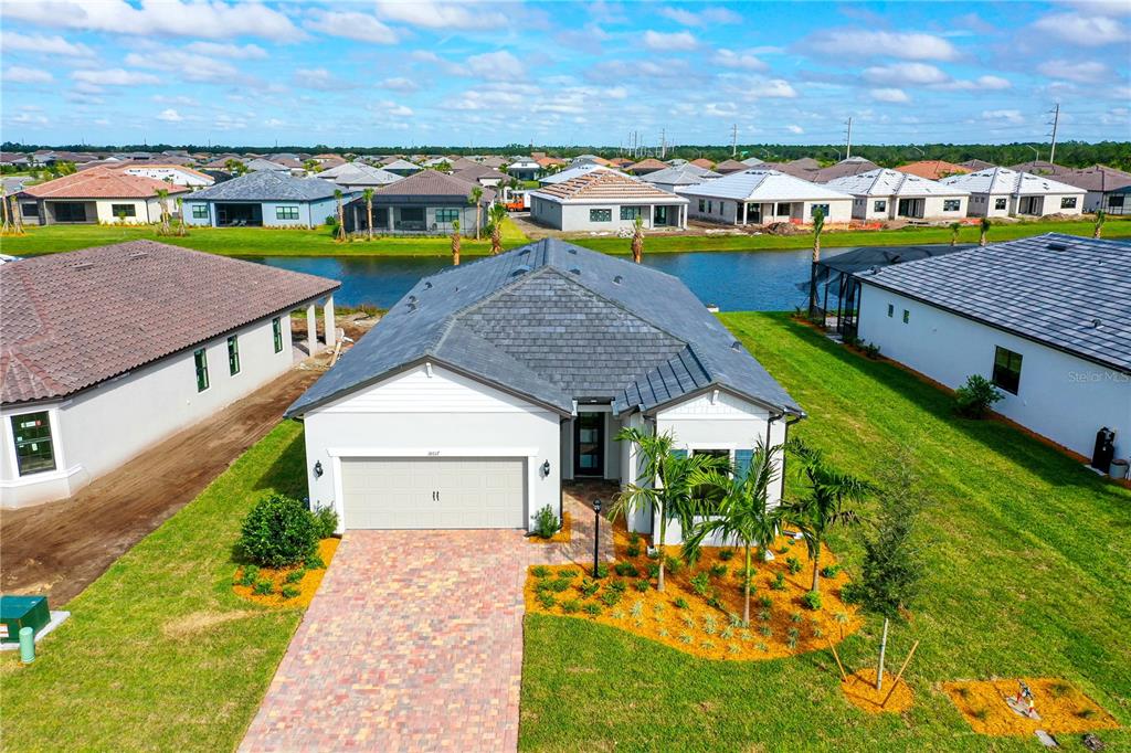 18017 Harwich Place, Sold in LAKEWOOD RANCH - Zoocasa