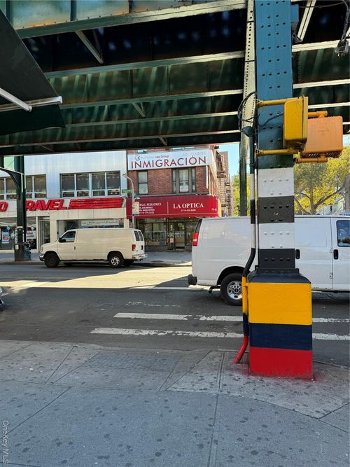 79 Roosevelt Ave, Elmhurst, NY, 11373 | Card Image