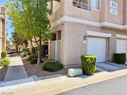 4011-251 S Green Valley Pkwy, Henderson, NV, 89052 | Card Image