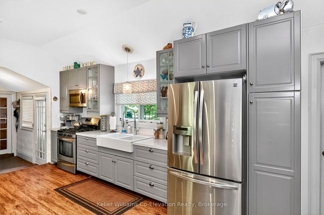 19 Evans Dr, House other with 3 bedrooms, 1 bathrooms and 3 parking in Tiny ON | Image 7