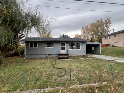 905 W Adams St, Garfield, WA, 99130-5177 | Card Image