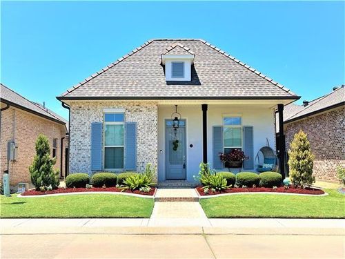 324 Rue Petite, Covington, LA, 70433 | Card Image