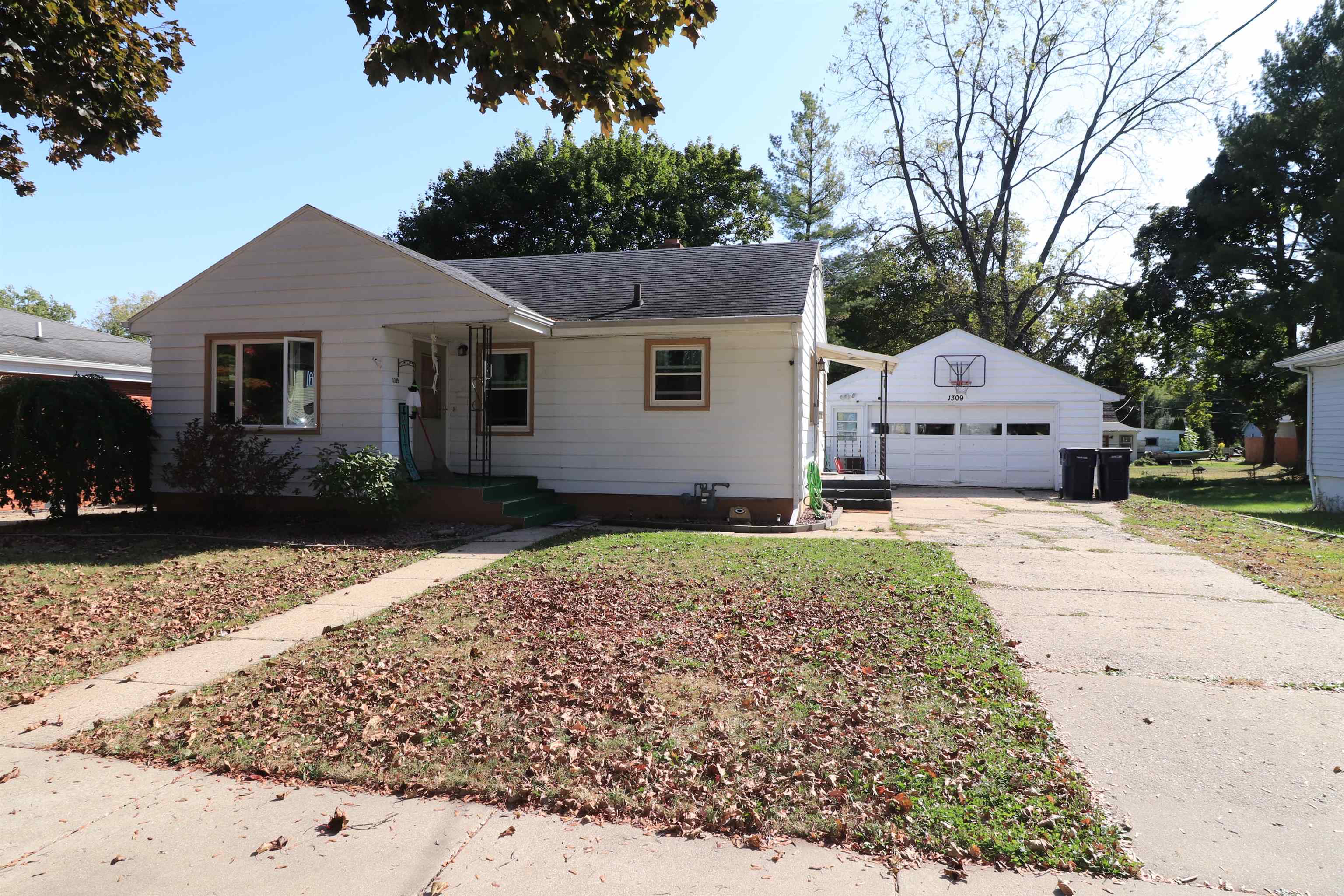 Mole Ave, Janesville, WI 53548