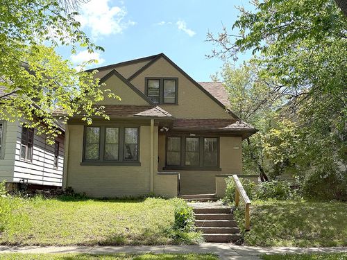 4572 N 38th St, Milwaukee, WI, 53209-5914 | Card Image