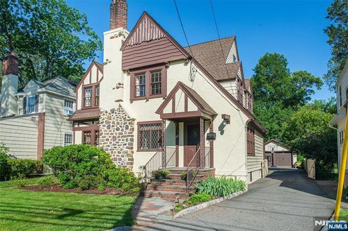 148 Smull Ave, West Caldwell, NJ, 07006-7841 | Card Image