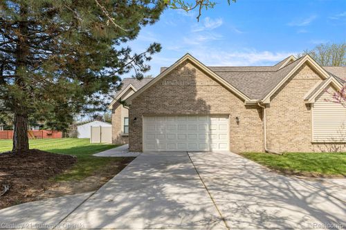 1062 Biddle Ave, Wyandotte, MI, 48192-3216 | Card Image