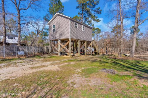 2621 Croomsbridge Rd, Burgaw, NC, 28425-3753 | Card Image