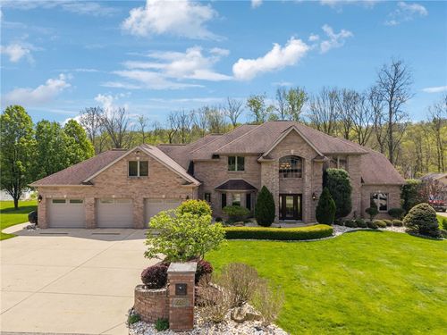 12288 Carmichael Cir, North Huntingdon, PA, 15642-7034 | Card Image