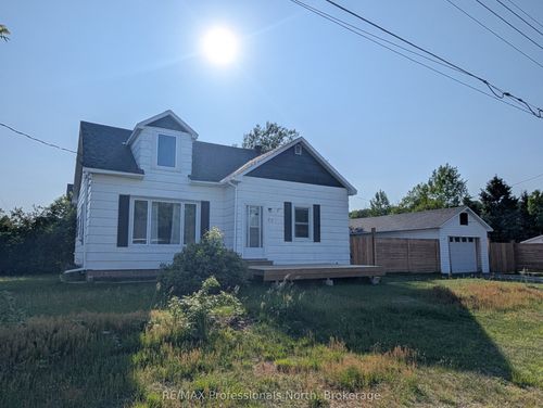 27 Lincoln Ave, South River, ON, P0A | Card Image