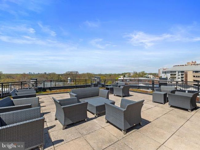 APT-405 - 8005 13 Th St, Condo with 2 bedrooms, 3 bathrooms and null parking in SILVER SPRING MD | Image 9