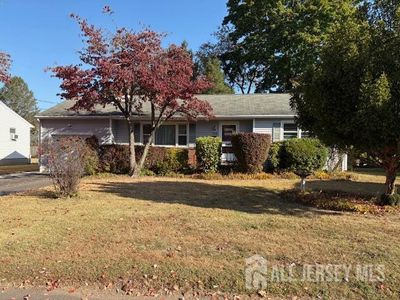 304 Lucia Street, House other with 3 bedrooms, 2 bathrooms and null parking in Middlesex NJ | Image 2